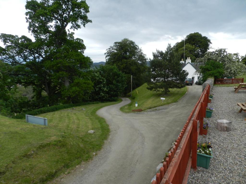 Clunebeg Lodge Drumnadrochit Esterno foto